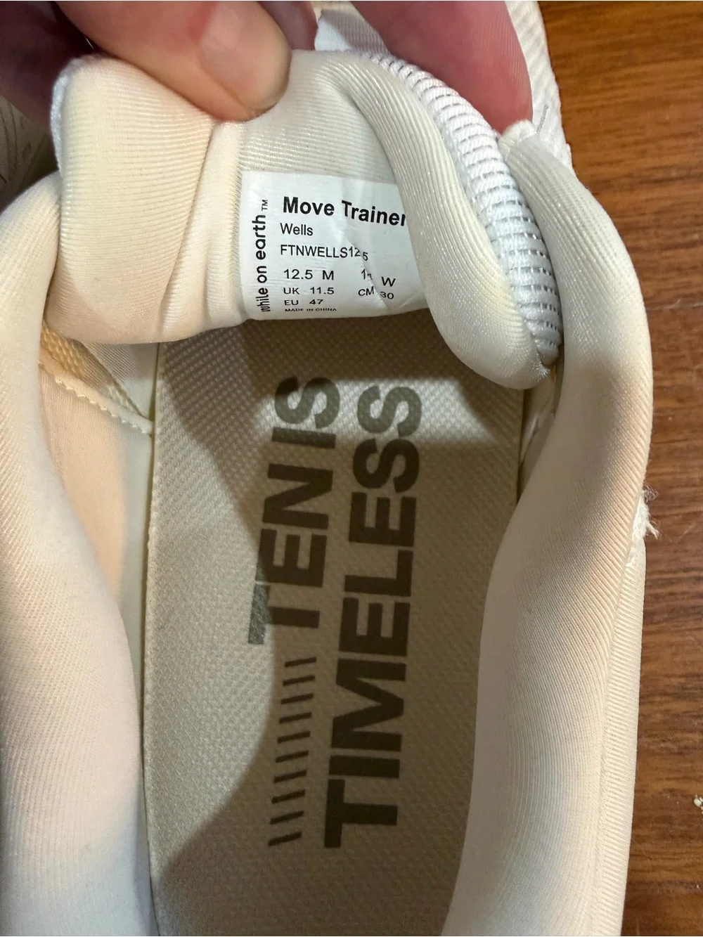 While on earth move trainers / men’s 12.5
